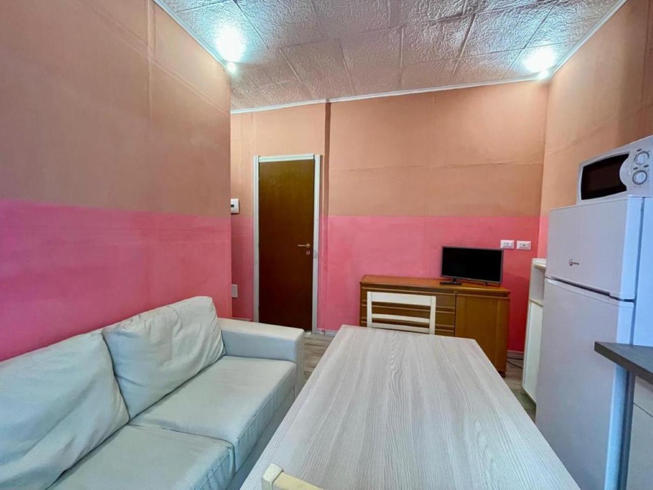 The Orange Housing In Como Exterior foto